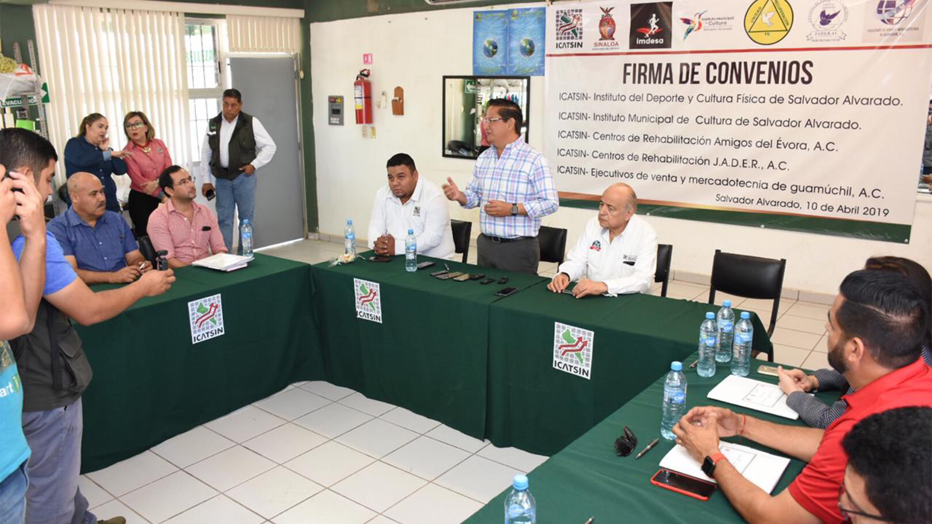 ICATSIN suma esfuerzos con los habitantes de Salvador Alvarado