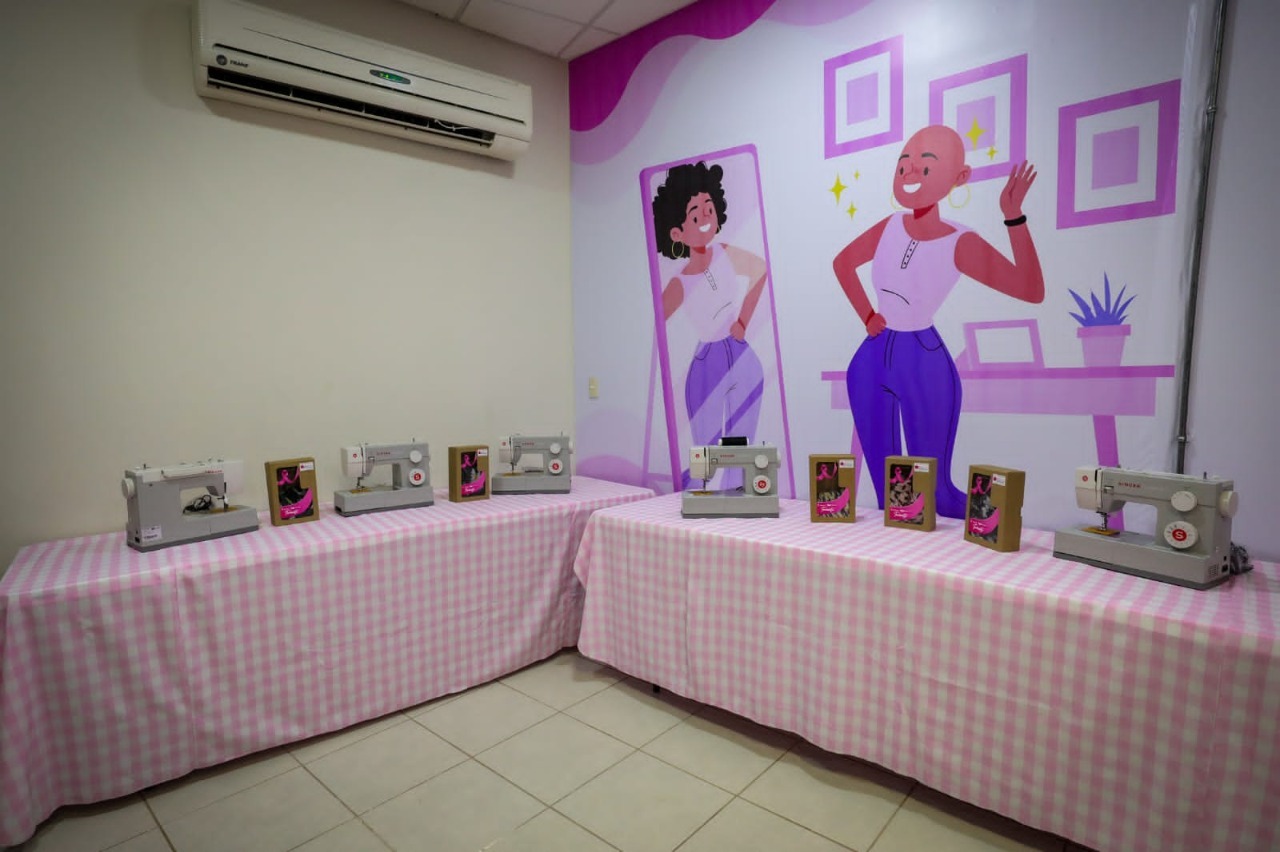 ICATSIN PRESENTE EN LA INAUGURACIÓN DEL TALLER DE COSTURA DE PELUCAS ONCOLÓGICAS “MAESTRA COCO”