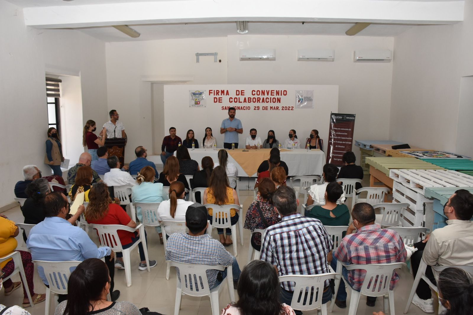 ICATSIN refrenda compromiso de capacitación con Cosalá y San Ignacio