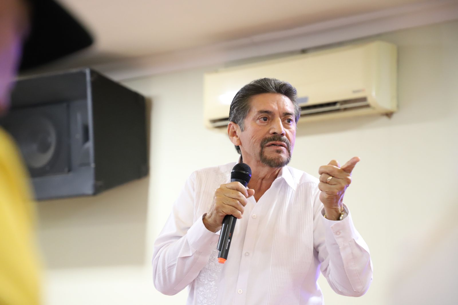LÓPEZ PORTILLO CAPACITA A PERSONAL DEL AYUNTAMIENTO DE EL FUERTE
