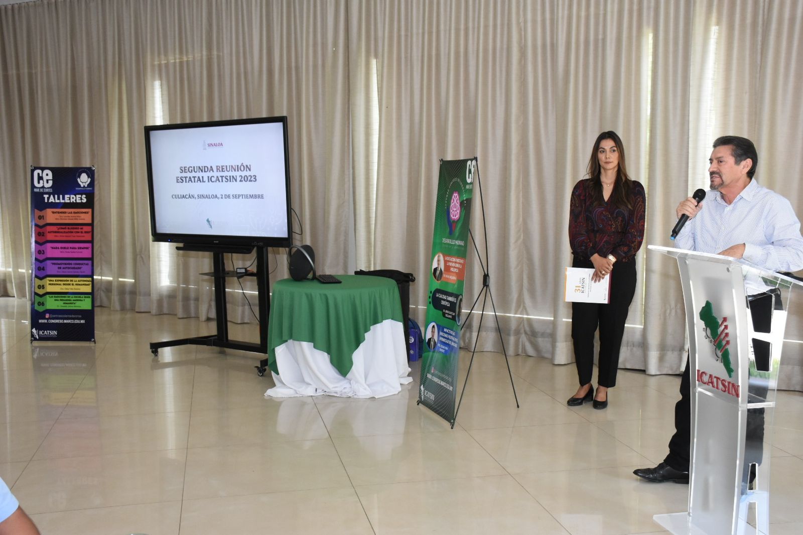 PLANTELES DE ICATSIN RECIBEN RECONOCIMIENTO POR CURSOS DE VERANO