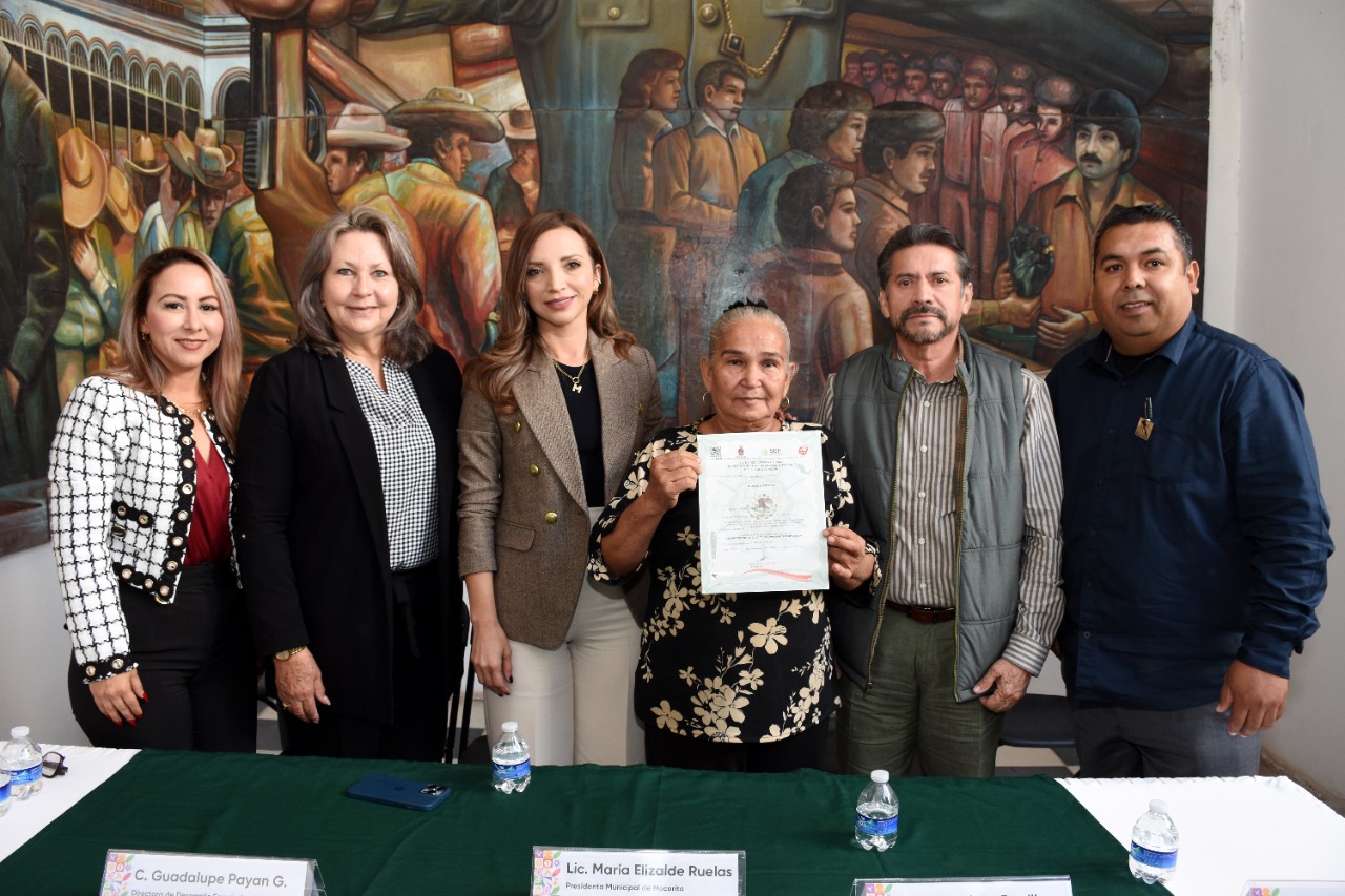 CERTIFICA ICATSIN COMO INSTRUCTORA A LA SRA. JULIA CEPEDA, PRIMER MUJER RURAL SINALOENSE