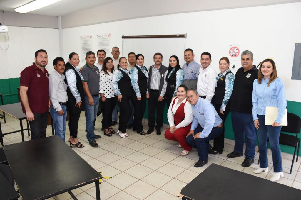 LÓPEZ PORTILLO VISITA PLANTEL ICATSIN GUASAVE