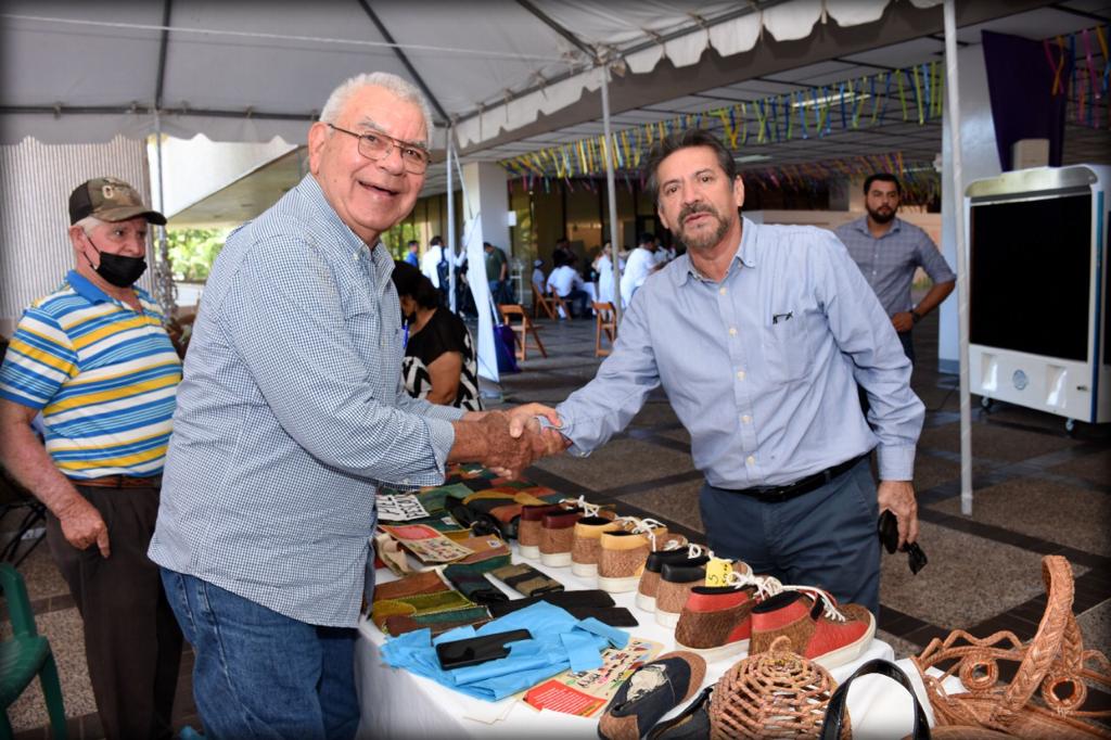ICATSIN PRESENTE EN GRAN KERMÉS MEXICANA DE DIF SINALOA