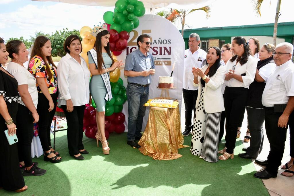 CON MUESTRA DE TRABAJOS ICATSIN ELOTA CELEBRA SU 25 ANIVERSARIO